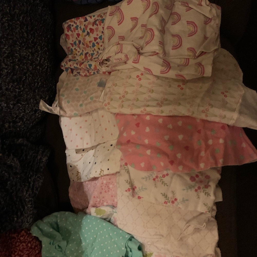 Swaddle blankets girl